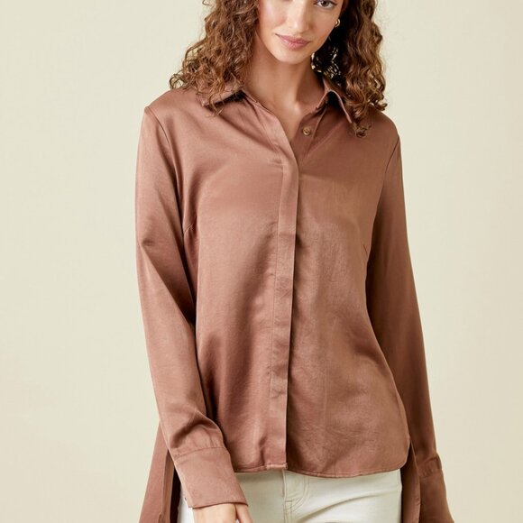 MYSTREE Satin Bronze Pleated Back Tunic Blouse | Longline Button Front Top - Picture 2 of 6